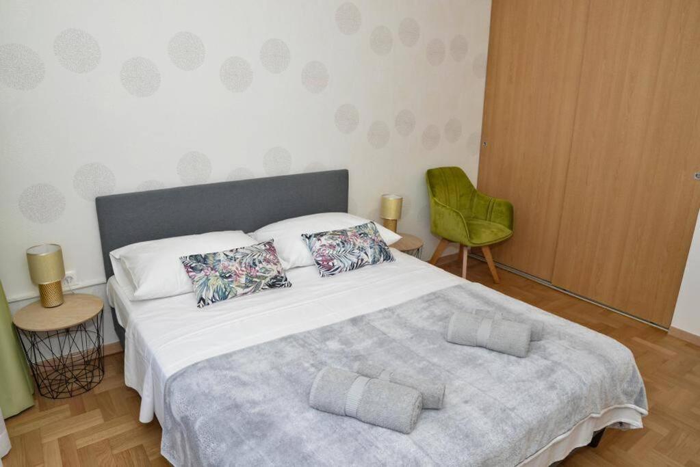 Apartment Longin Zadar Extérieur photo