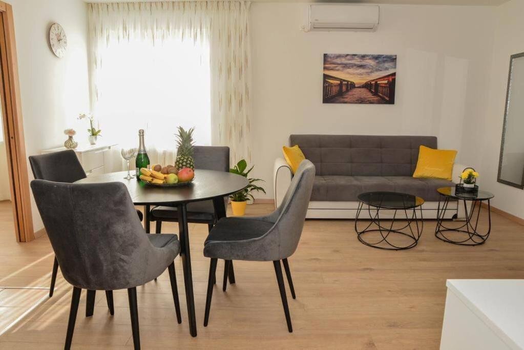 Apartment Longin Zadar Extérieur photo